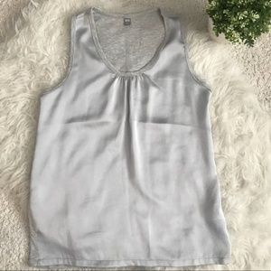 Uniqlo Gray Sleeveless Blouse